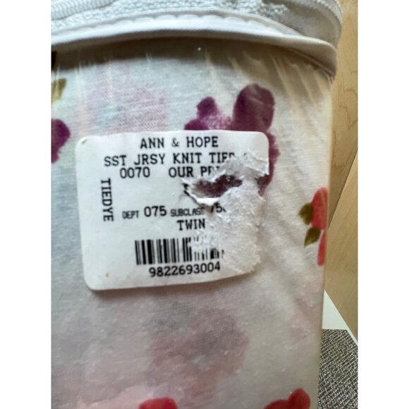 New (Old Stock) Jersey Knit Fun Floral Twin Sheets - Picture 3 of 5